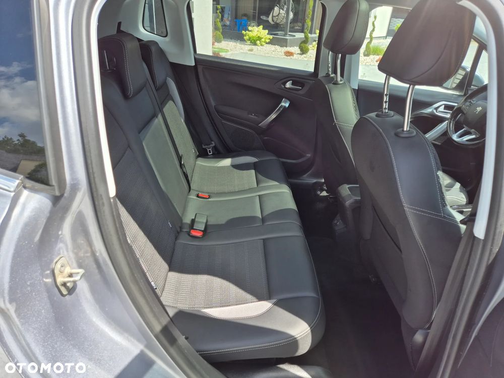 Peugeot 2008 - 19