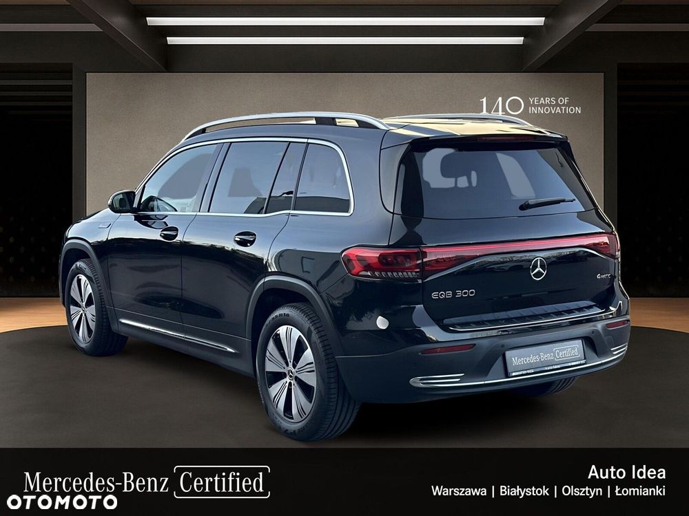 Mercedes-Benz EQB - 4