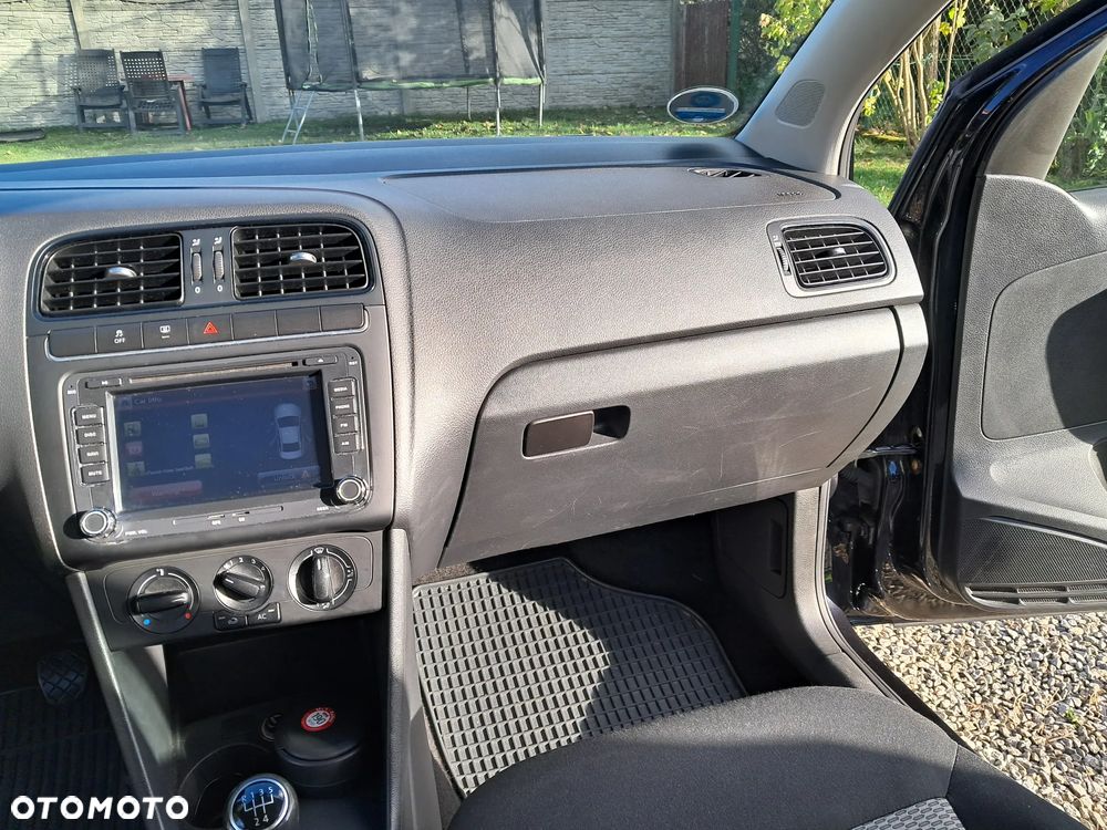 Volkswagen Polo 1.2 Comfortline - 20