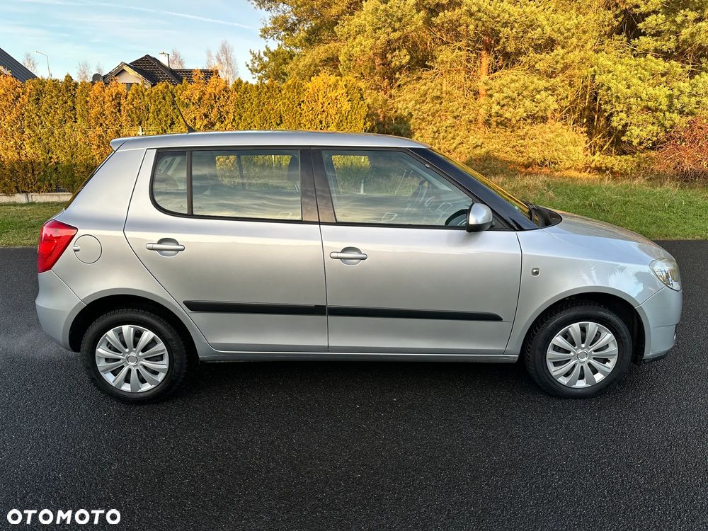 Skoda Fabia 1.2 HTP Ambiente - 6