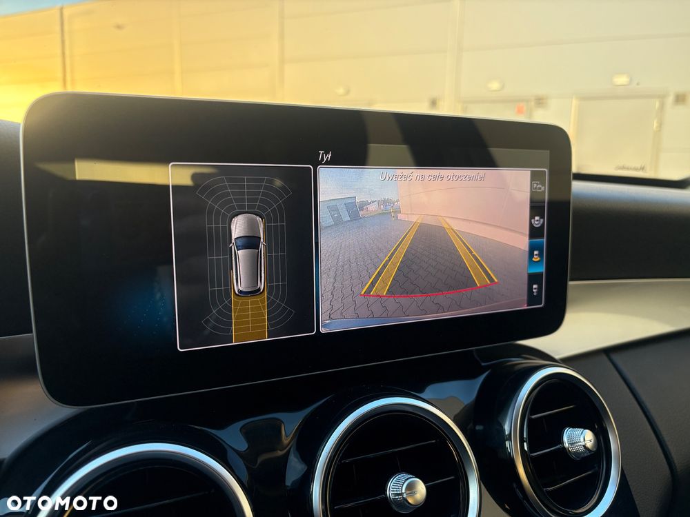 Mercedes-Benz Klasa C 180 d T 9G-TRONIC - 24