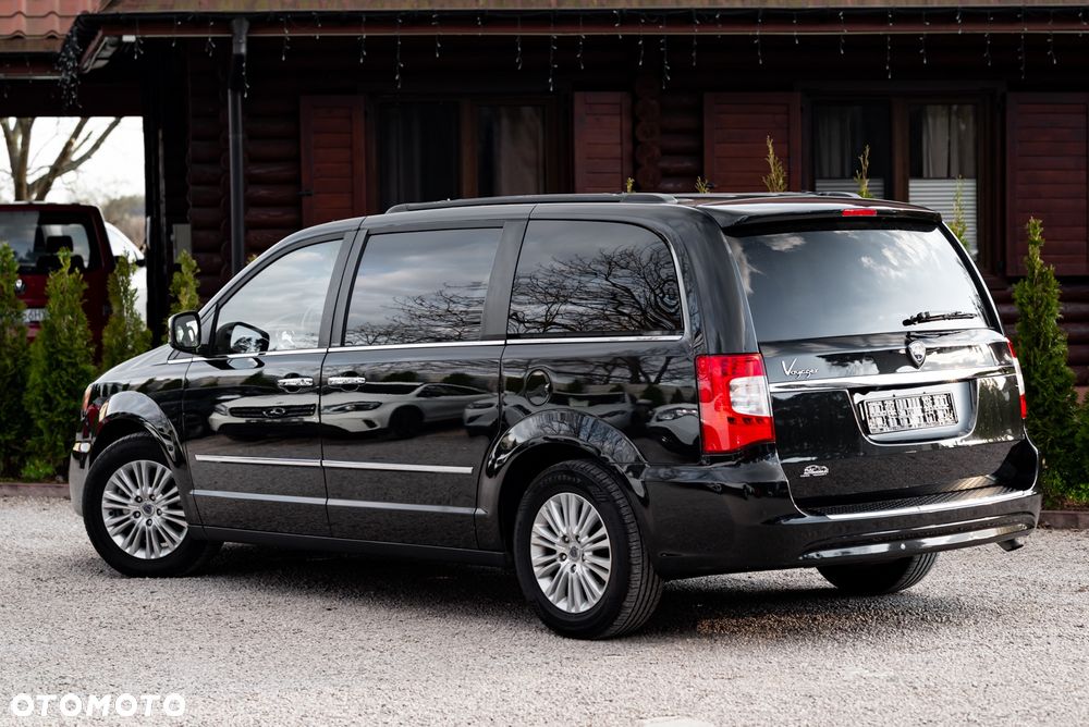 Lancia Voyager 3.6 Platinum - 10