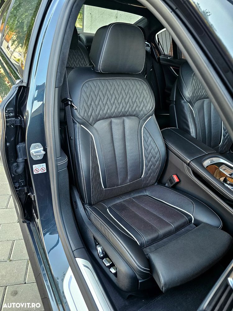 BMW Seria 7 750d xDrive - 26