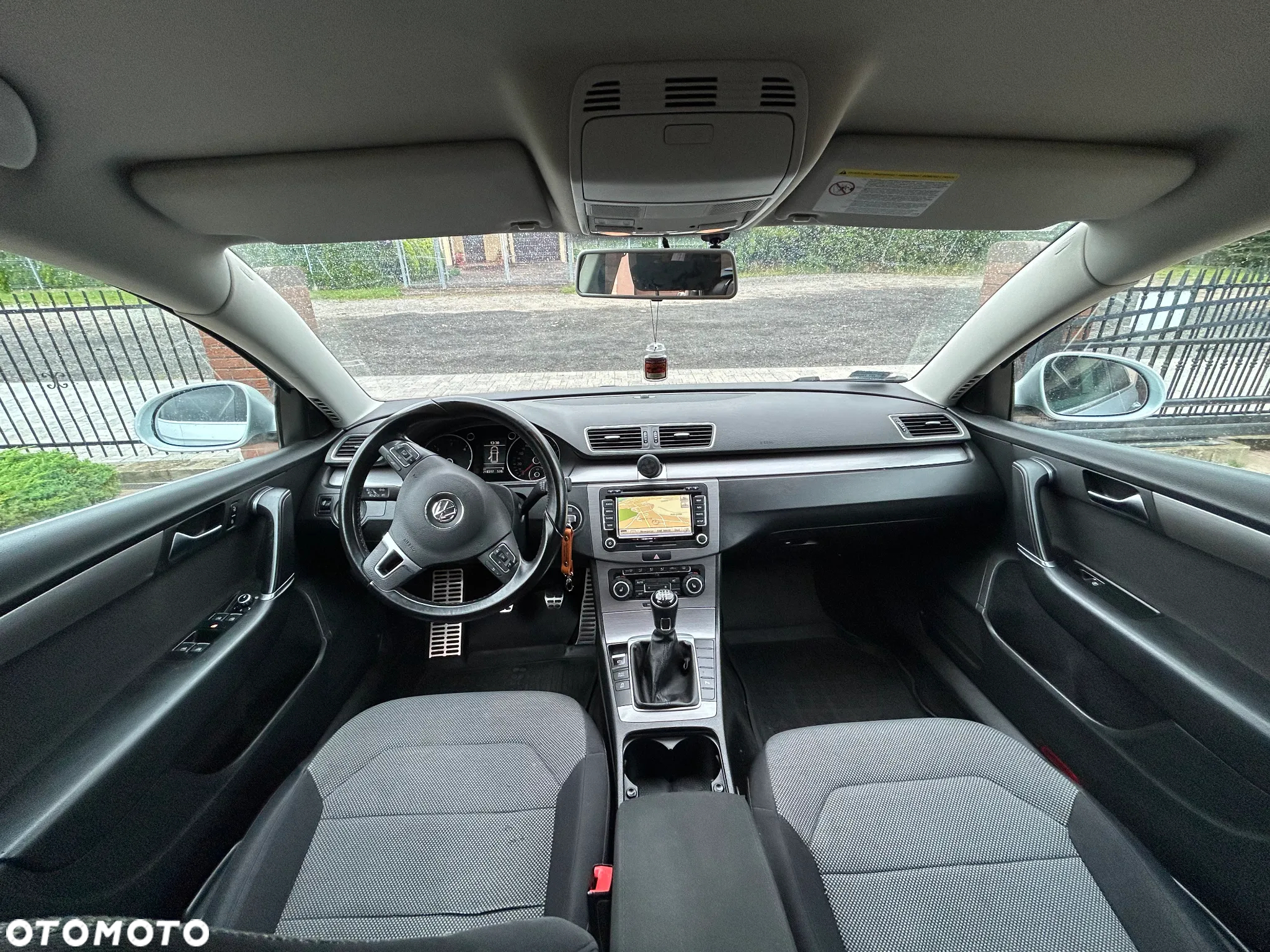 Volkswagen Passat 2.0 TDI DPF Comfortline - 20