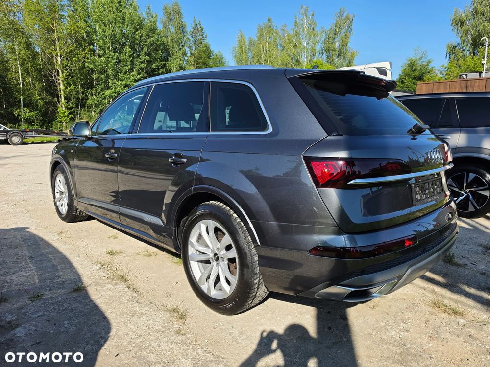Audi Q7 - 8