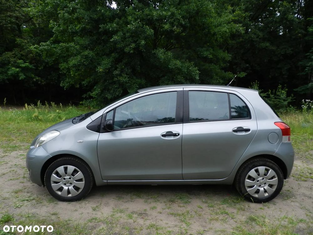 Toyota Yaris - 9