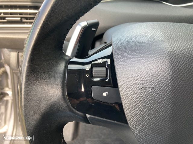 Peugeot 308 SW BlueHDi 130 EAT8 Style - 15