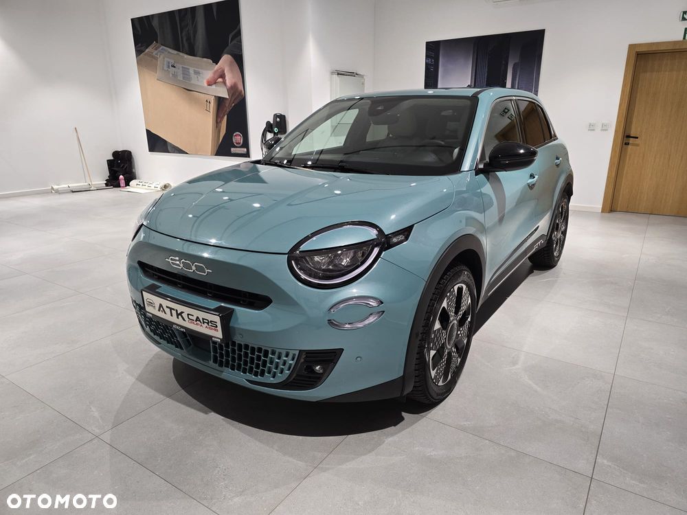 Fiat 600 1.2 Turbo La Prima eDCT - 2