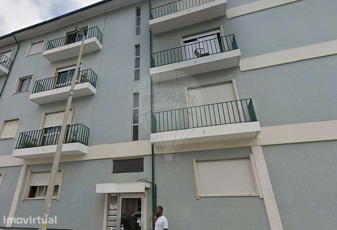Estúdio T2 para venda - Grande imagem: 3/3