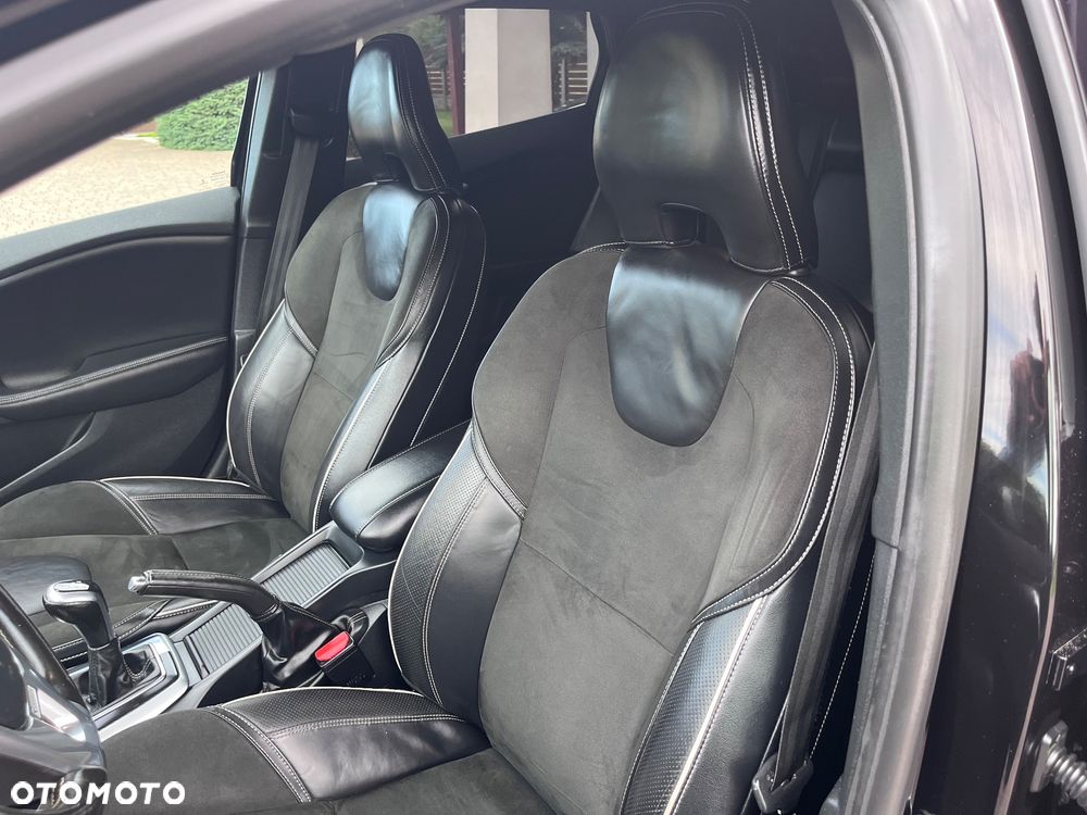 Volvo V40 D2 Drive-E R-Design Momentum - 10