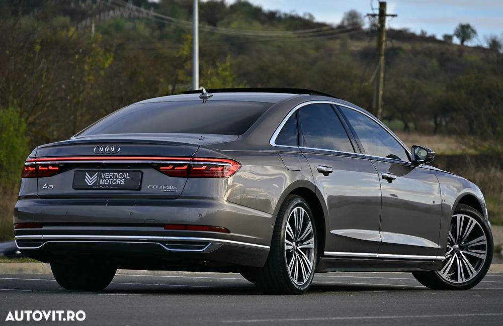 Audi A8 60 TFSI e quattro Tiptronic PHEV - 12