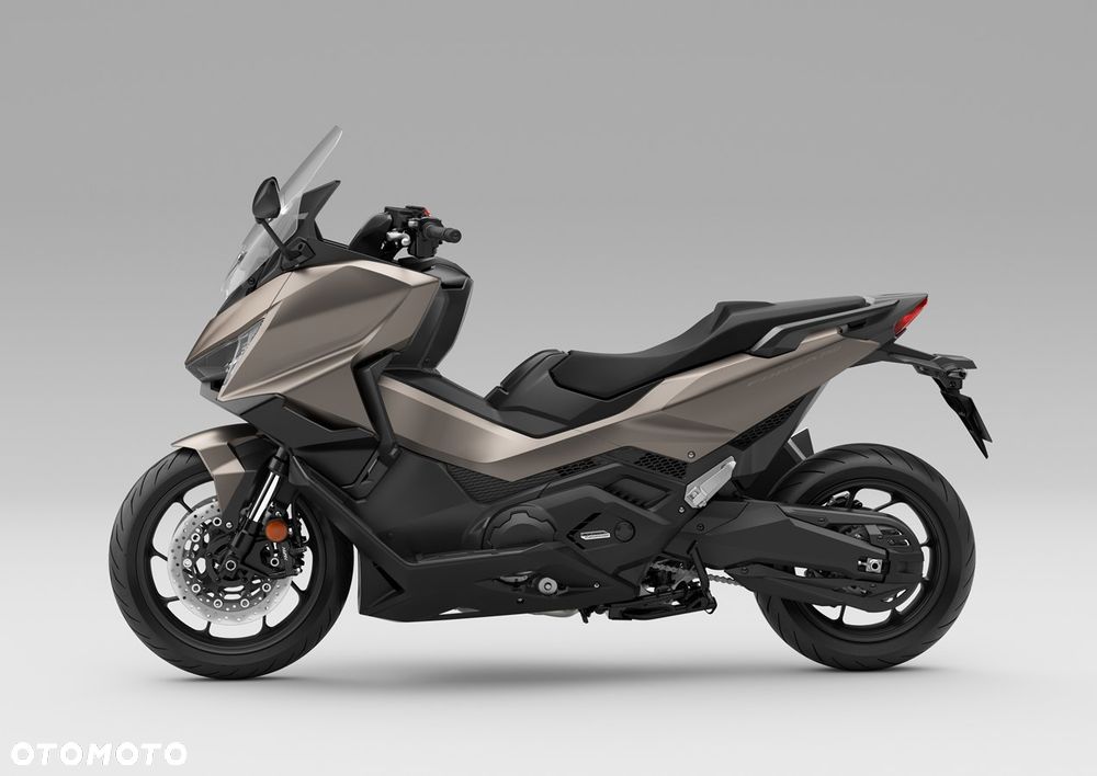 Honda NSS - 5
