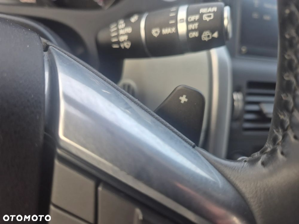 Land Rover Discovery Sport - 29