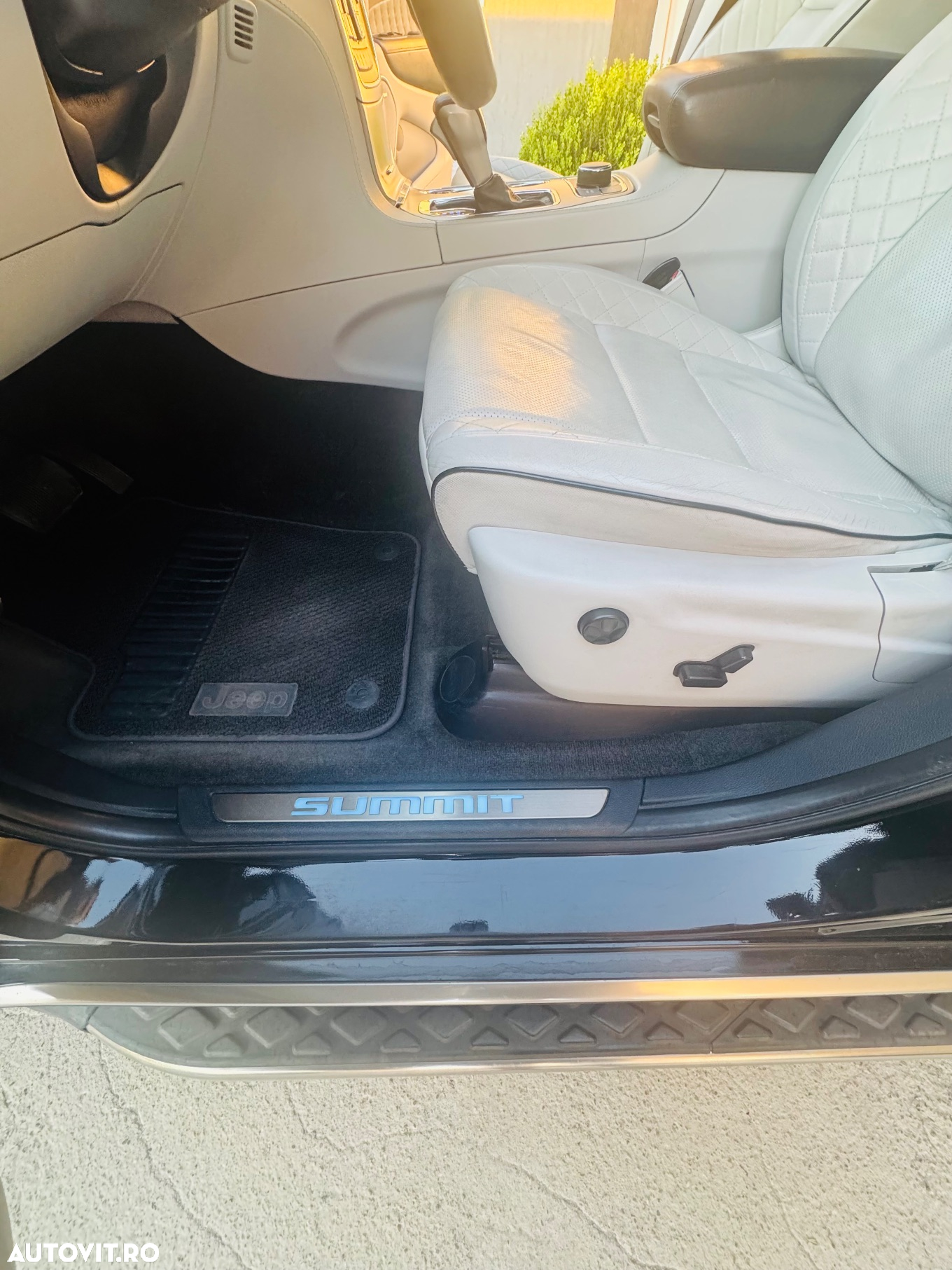 Jeep Grand Cherokee 3.0 TD AT Summit - 22