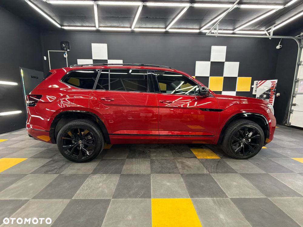 Volkswagen Atlas - 2