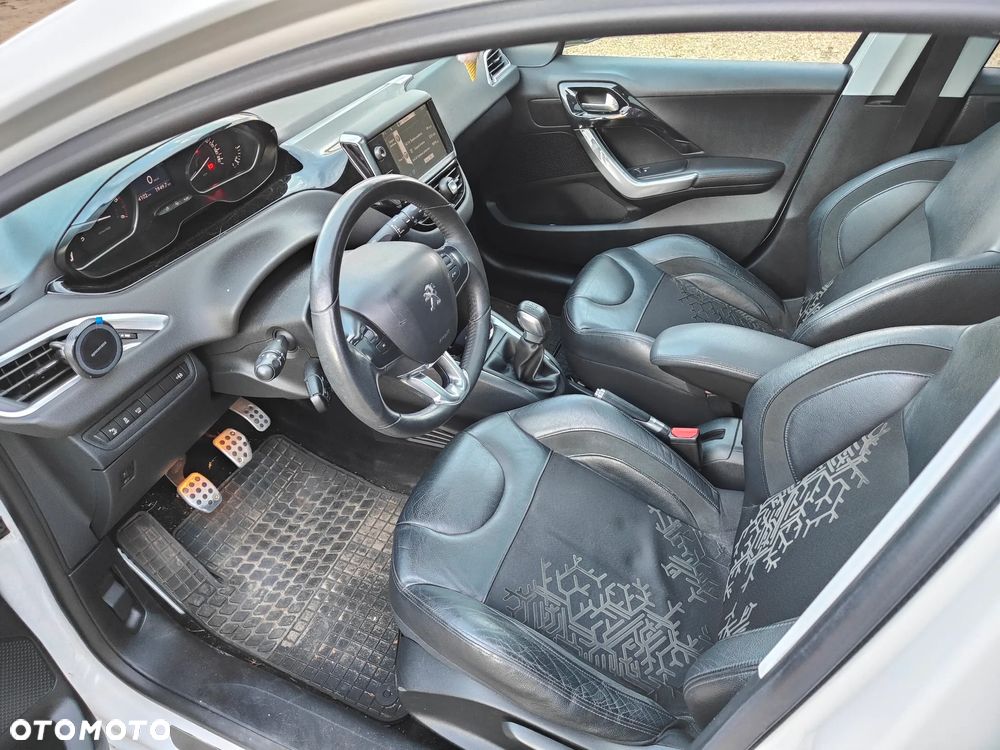 Peugeot 208 e-HDi 92 Stop&Start Active - 12