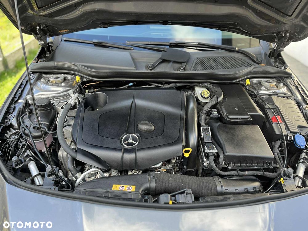 Mercedes-Benz CLA 200 d 7G-DCT - 13