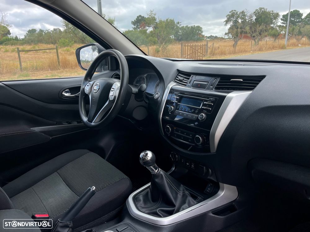 Nissan Navara 2.3 dCi CD 4WD N-Connecta - 19