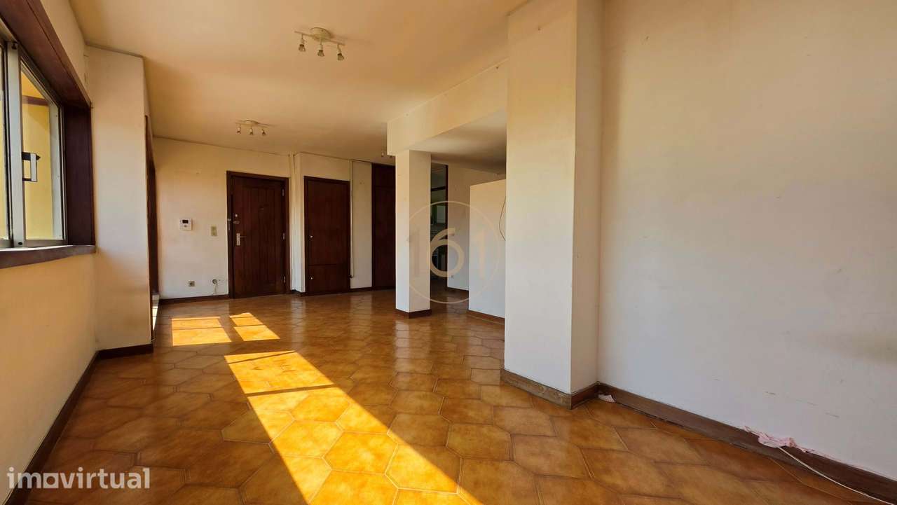Apartamento T2 com Terraço - Grande imagem: 4/34