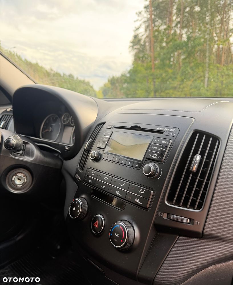 Hyundai i30 1.4 Classic + EU5 - 10