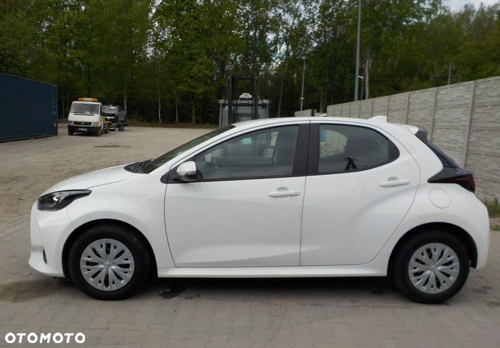 Toyota Yaris - 7