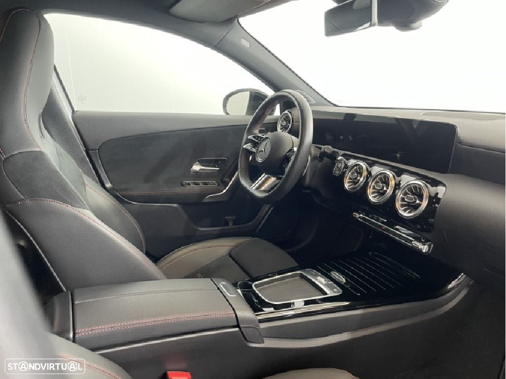Mercedes-Benz A 250 e - 14