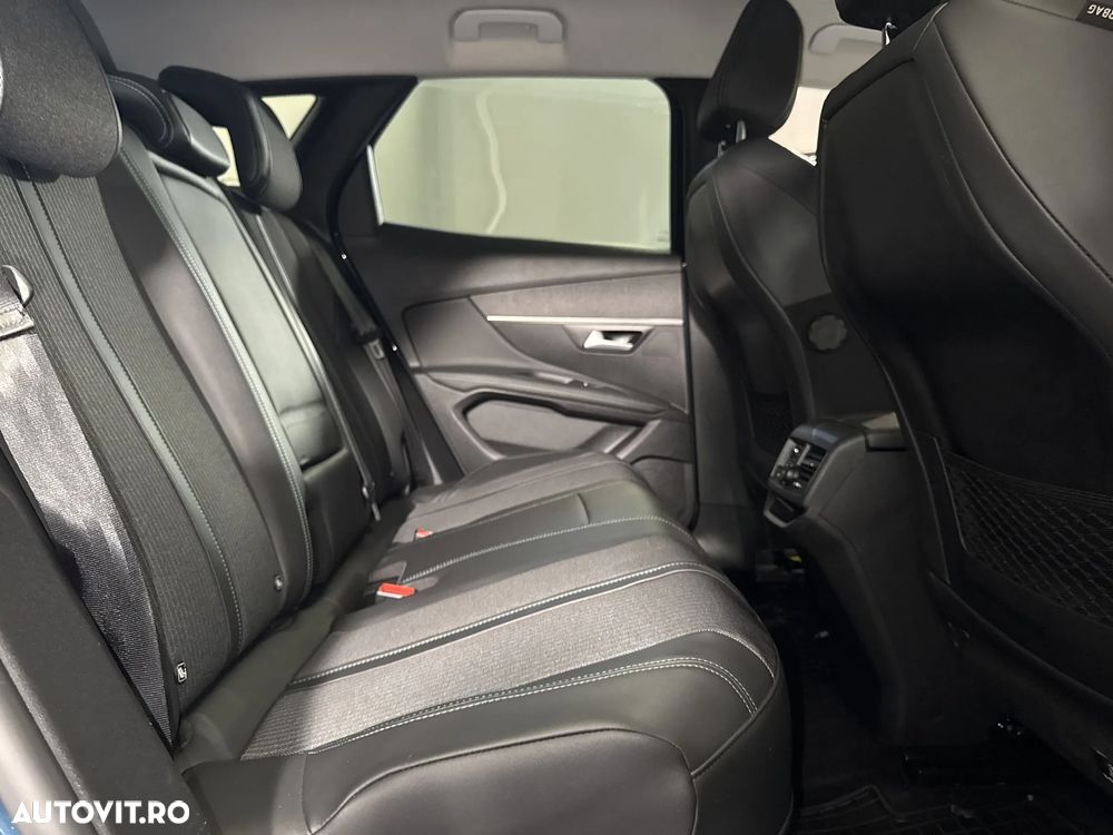 Peugeot 3008 - 13