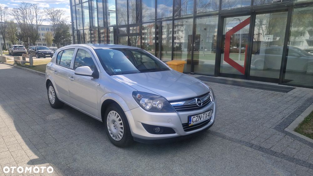 Opel Astra 1.6 Edition - 1