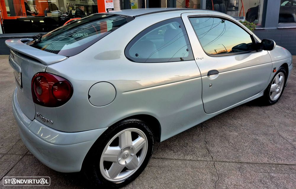 Renault Mégane Coupe - 16