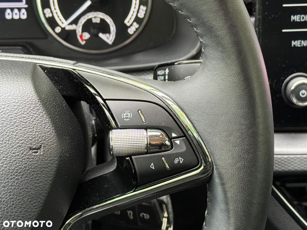 Skoda Kamiq 1.0 TSI Ambition DSG - 22