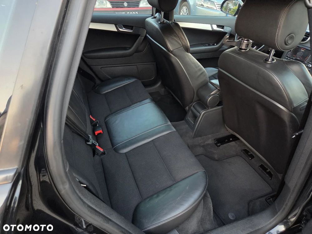 Audi A3 Sportback 1.6 TDI DPF S tronic S line Sportpaket - 19
