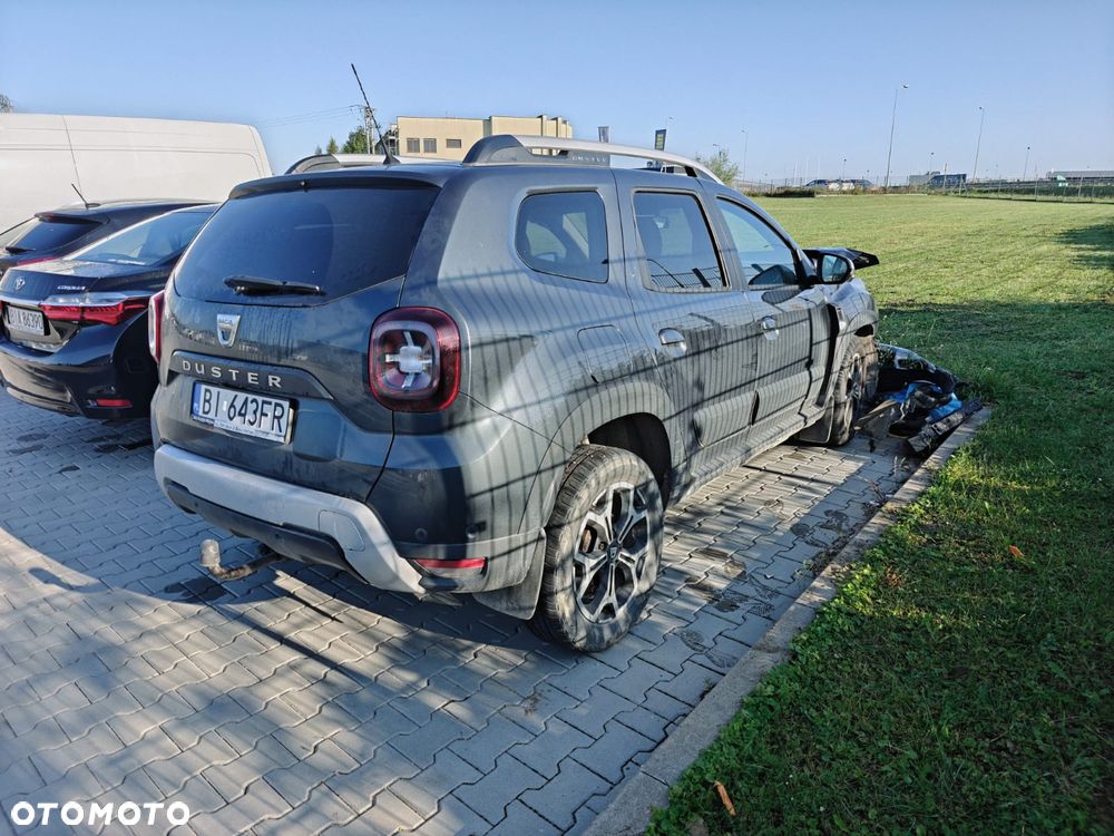 Dacia Duster 1.6 SCe Urban Explorer S&S - 3
