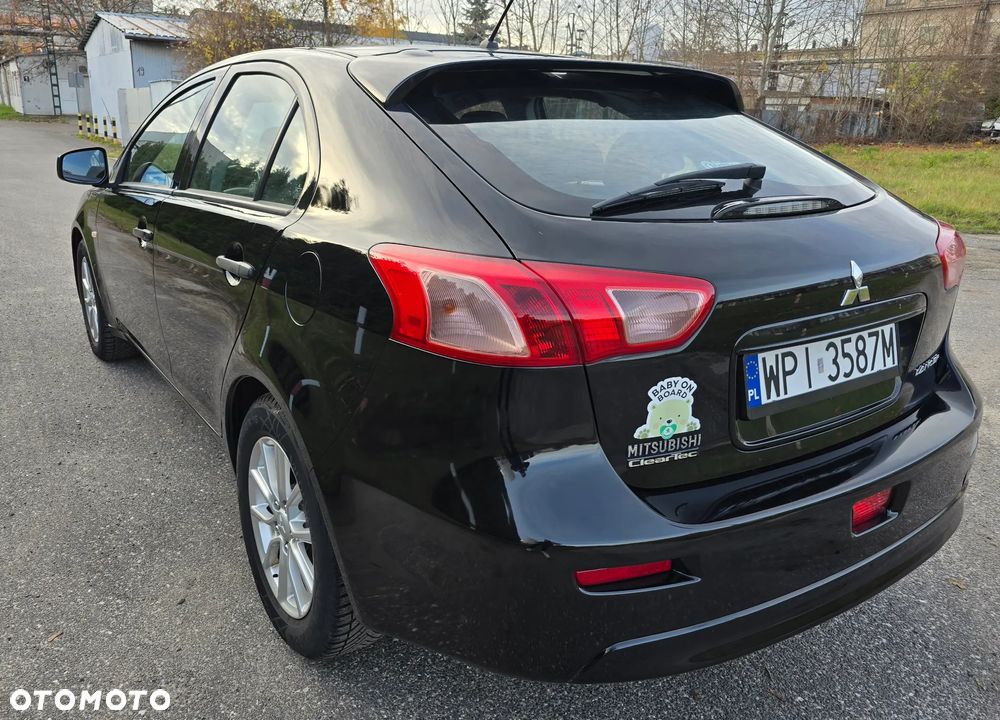 Mitsubishi Lancer 1.6 - 31