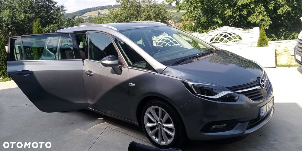 Opel Zafira - 1