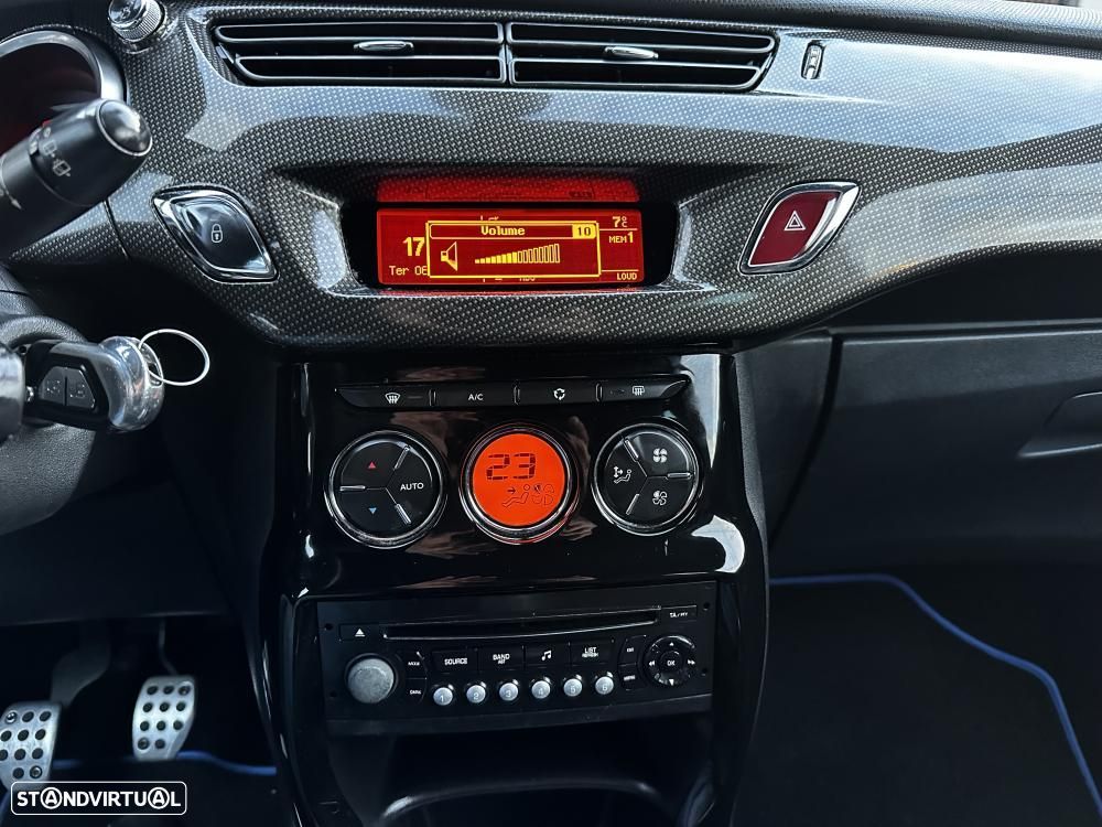 Citroën DS3 1.6 e-HDi Graphic Art - 25