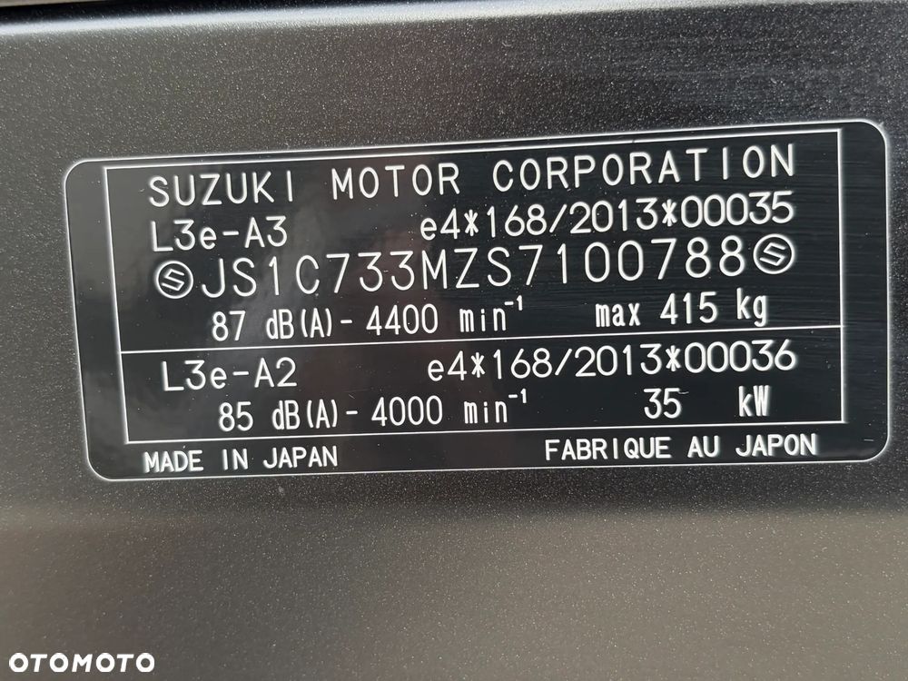 Suzuki V-STROM - 8