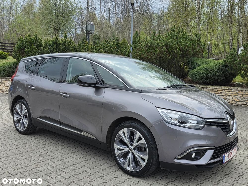 Renault Grand Scenic - 12
