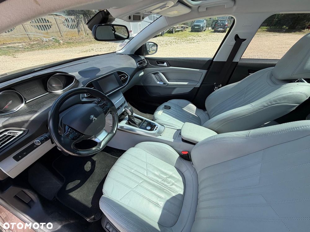 Peugeot 308 - 9