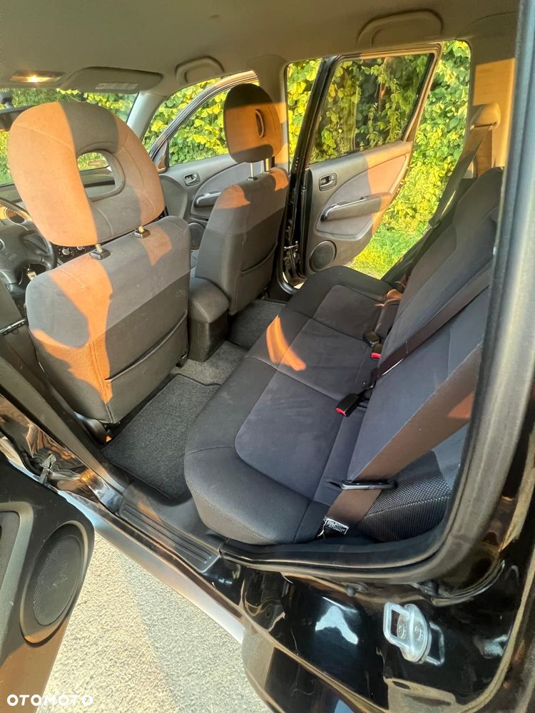 Mitsubishi Outlander 2.0 2WD Invite - 39