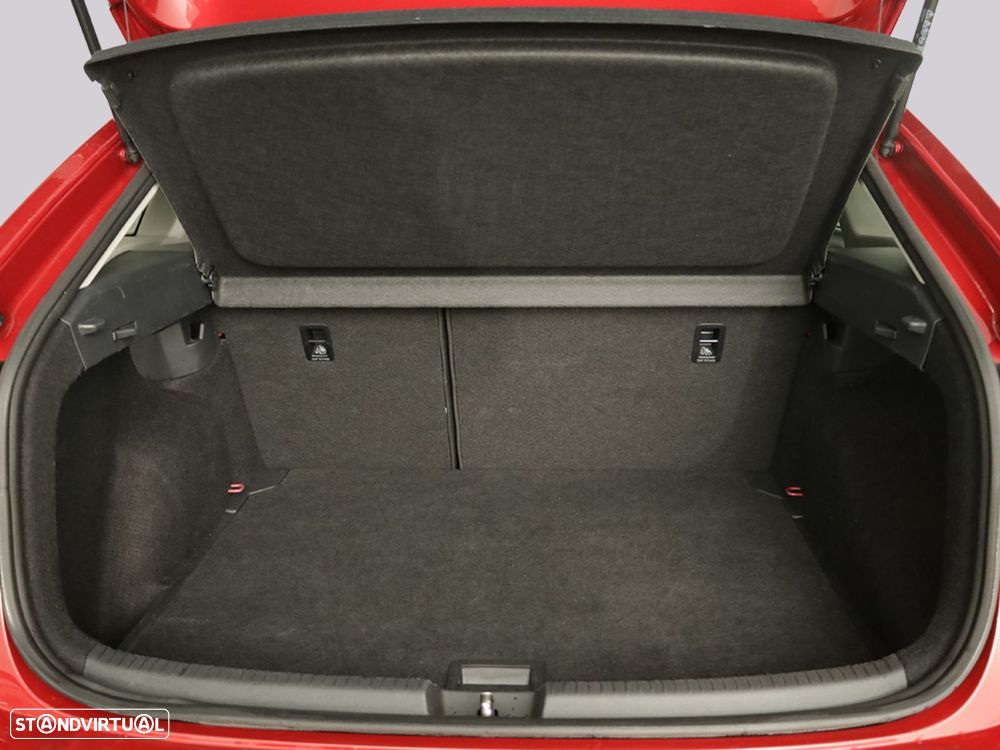 VW Taigo 1.0 TSI Urban - 19