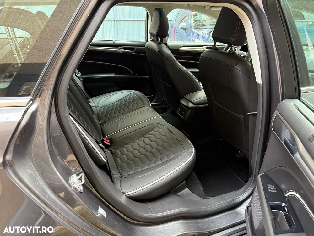 Ford Mondeo - 7