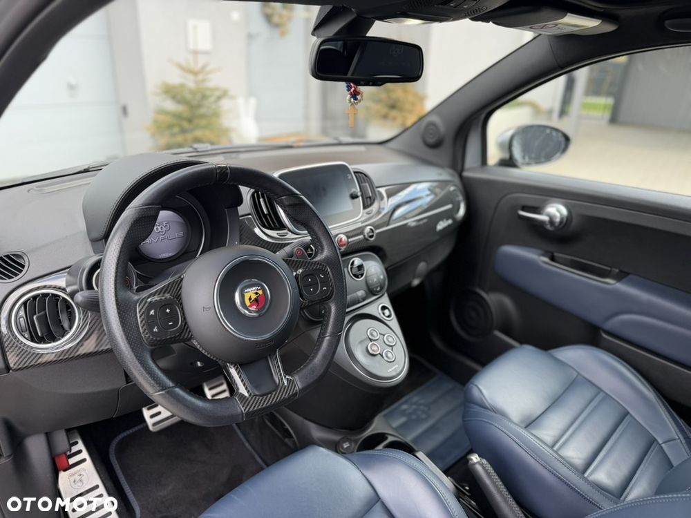 Abarth 695C - 10