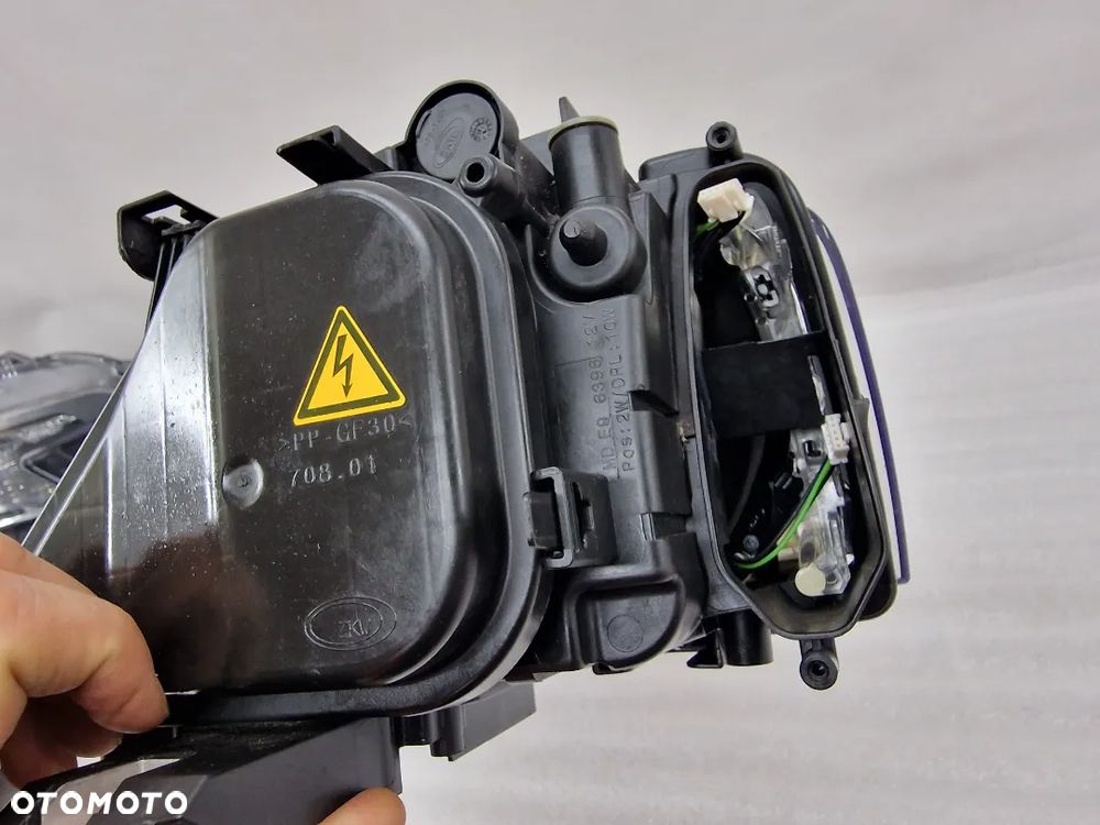 AUDI Q3 BI XENON BIXENON BI-XENON 10-14 PRAWA LAMPA PRZEDNIA PRZÓD , NR 8U0941006 , NR AUKCJI LL41 - 13