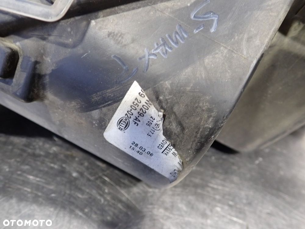 LAMPA PRAWA PRZEDNIA FORD S-MAX - 4
