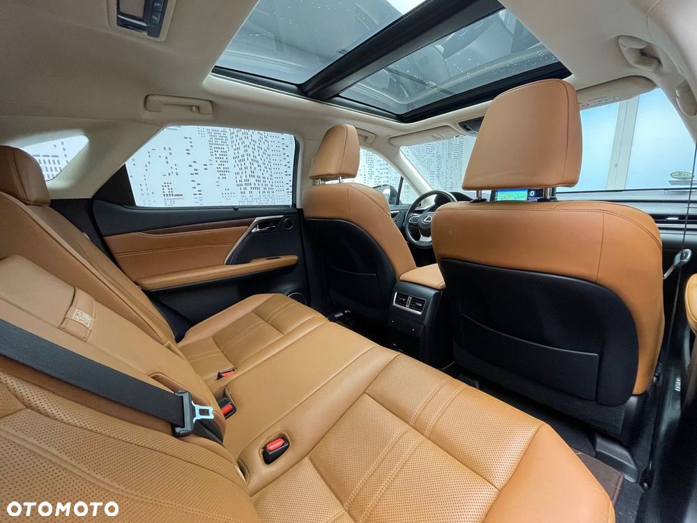 Lexus RX 450h Omotenashi - 8