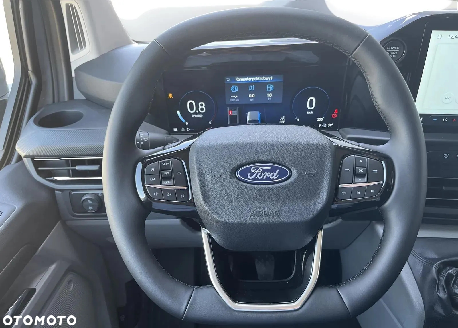 Ford Transit Custom L2 Van 150KM Limited - 11