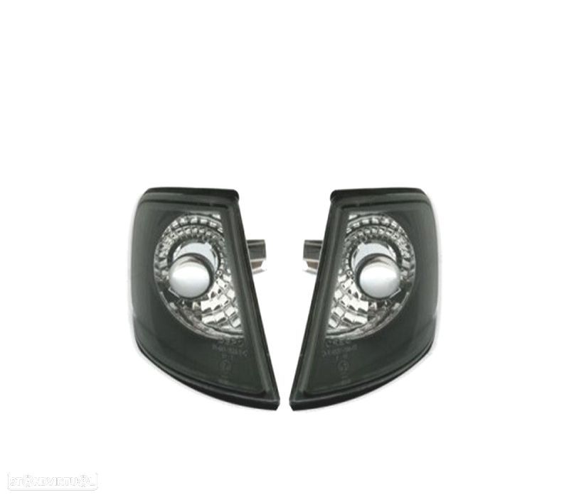 INTERMITENTES DIANTEIROS AUDI A3 8L 96-00 FUNDO PRETO - 1