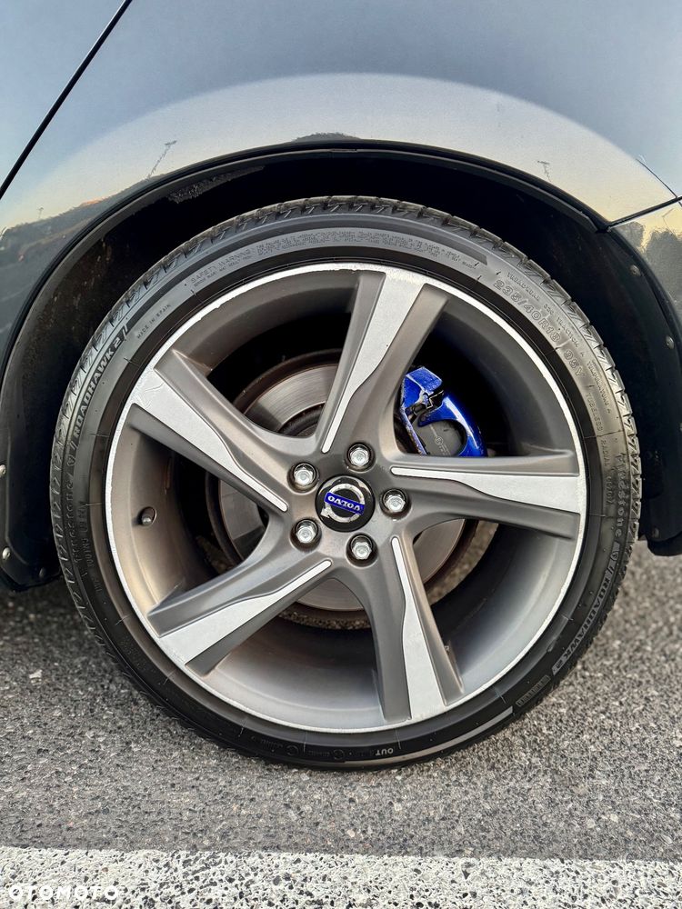 Volvo S60 T6 AWD R-Design - 8