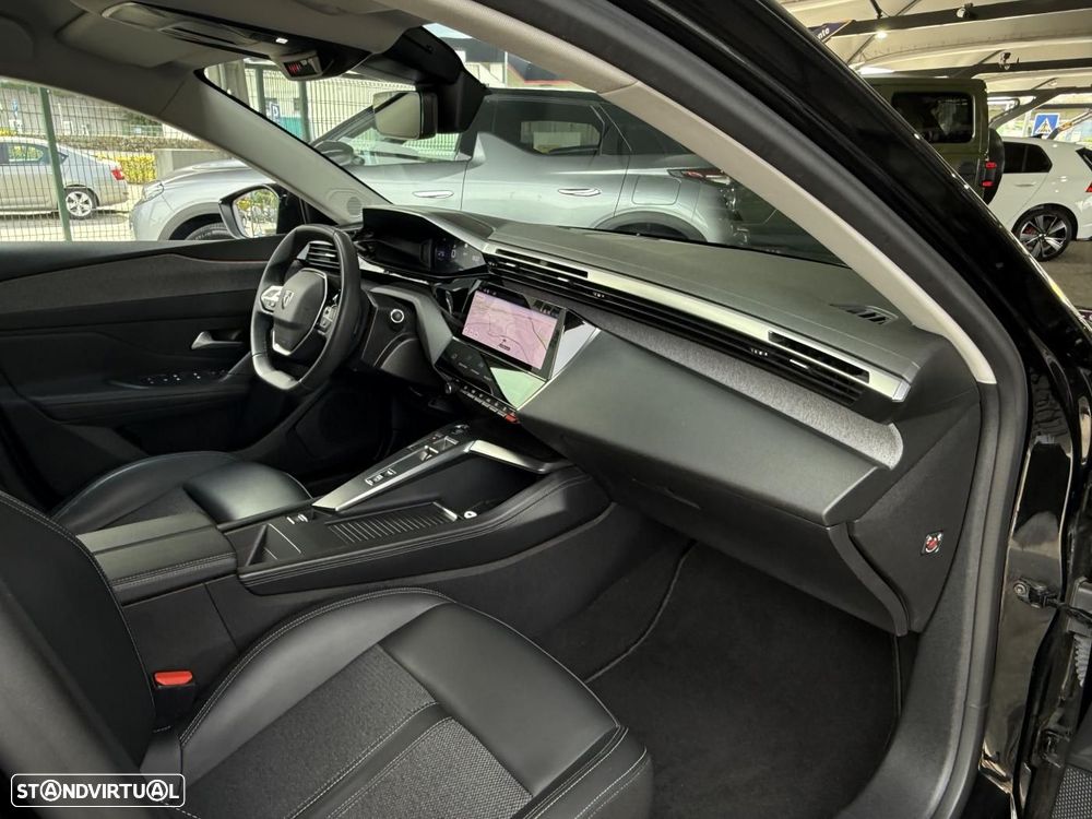 Peugeot 308 1.2 PureTech Allure EAT8 - 42