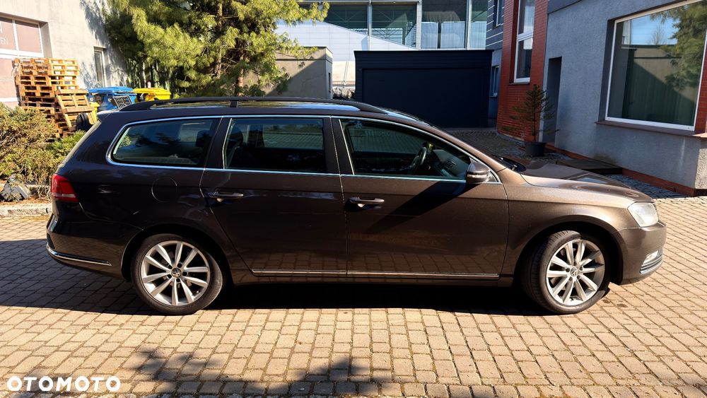 Volkswagen Passat 1.6 TDI Comfortline - 8